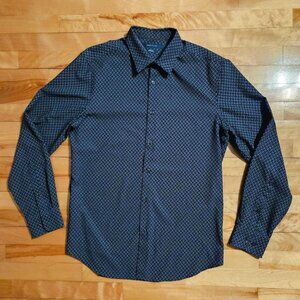 Perry Ellis stretch button down size M